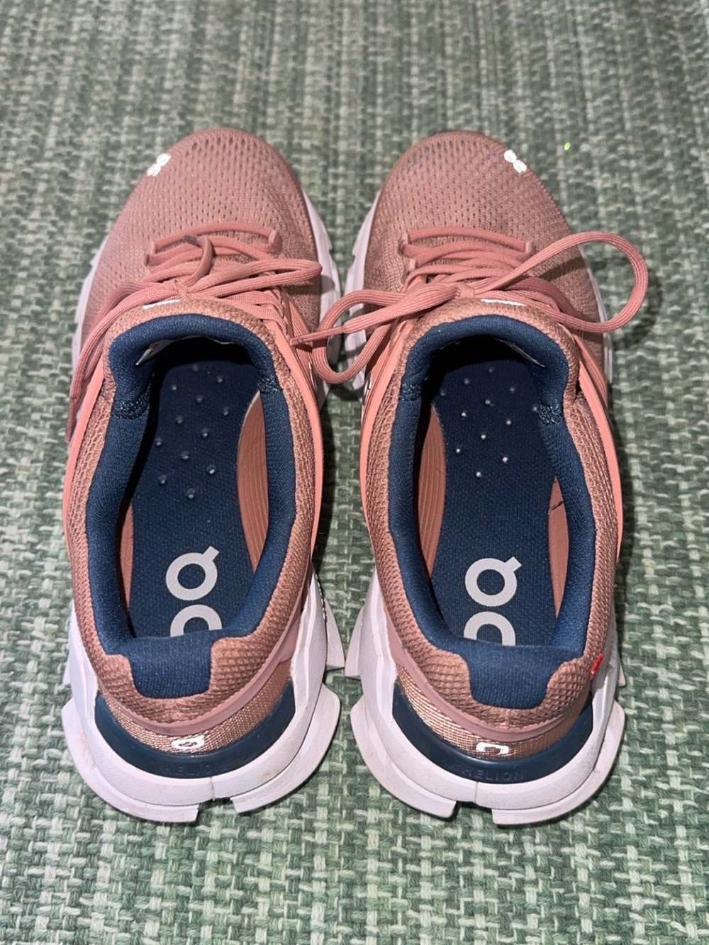 On Running CloudSwift Blush Shoes - Picture 3 of 5